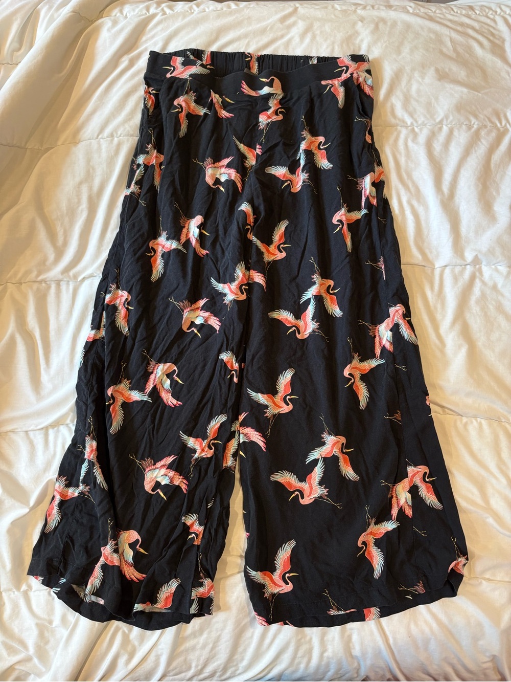 Torrid pallazo pants - black with Coral Crane Motif